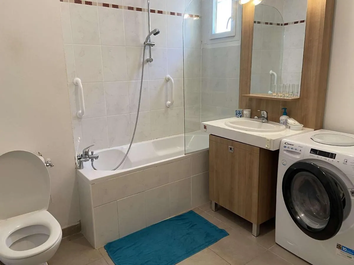 Appartement 2P Avec Terrasse, Piscine Et Parking Prive - Proche Plages Du Var - Fr-1-226A-138 Roquebrune-sur-Argens 0*,  France