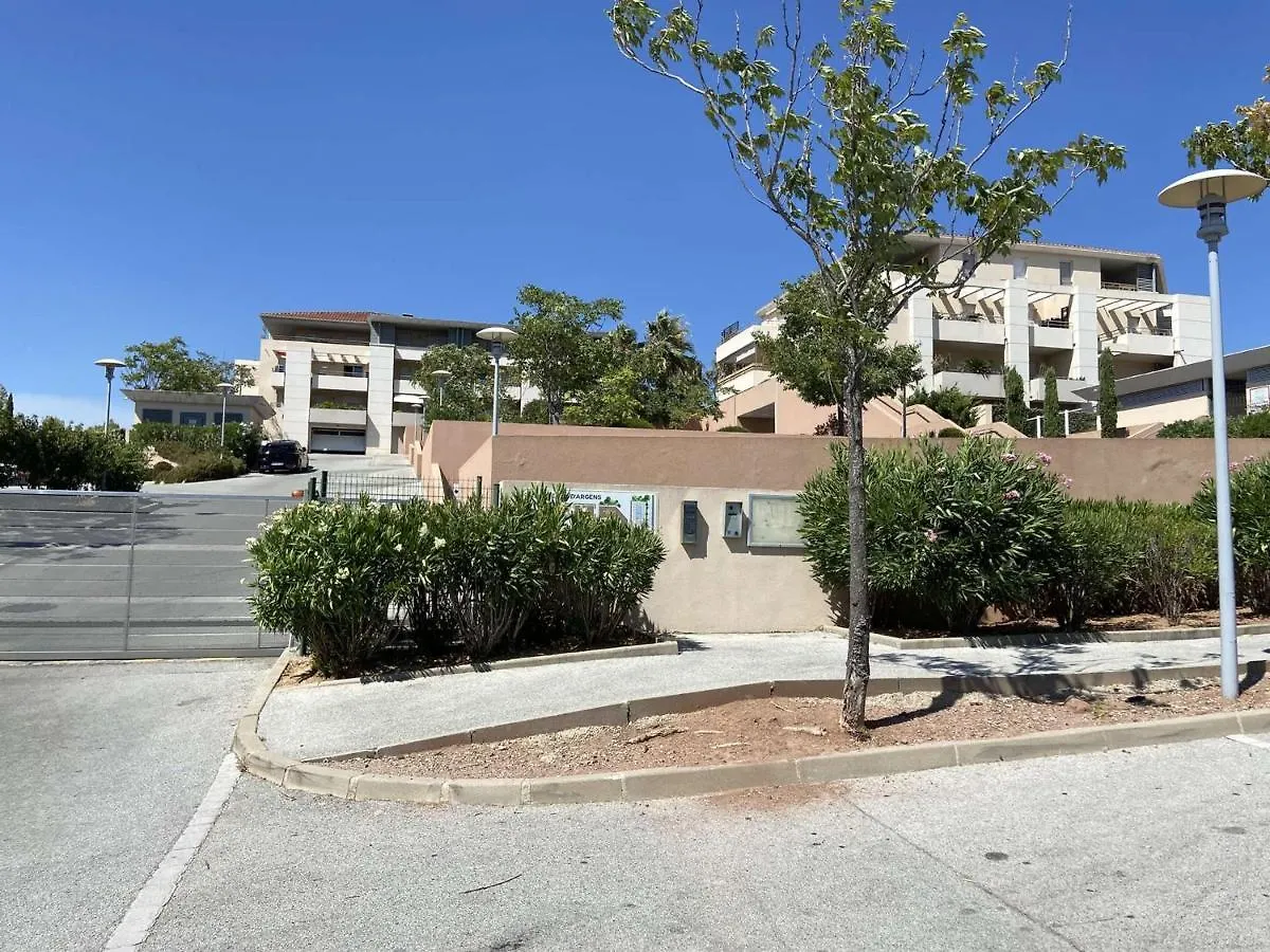 Apartment Appartement 2P Avec Terrasse, Piscine Et Parking Prive - Proche Plages Du Var - Fr-1-226A-138 Roquebrune-sur-Argens